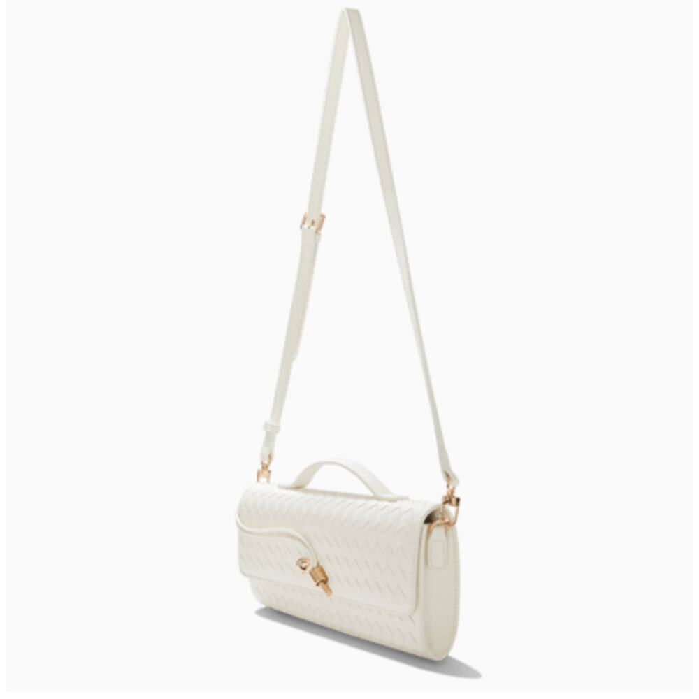 Few Moda East West Cream Clutch with Crossbody Strap NWT - Picture 3 of 4
